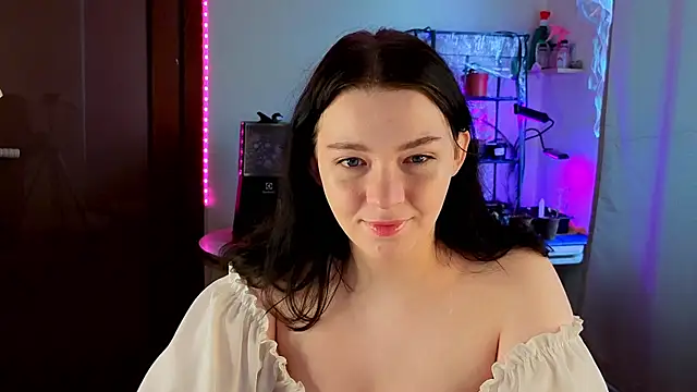 Doll lira online show from 4, 2, 2026