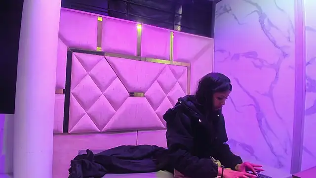 Snapshot of KendallArdent chatting on 16, 2, 2026 KendallArdent online show from 16, 2, 2026