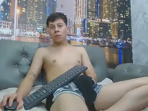 santiago xxxcol online show from 31, 3, 2026