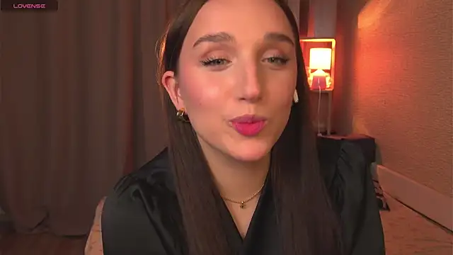 jenniferonlyforu online show from 19, 3, 2026