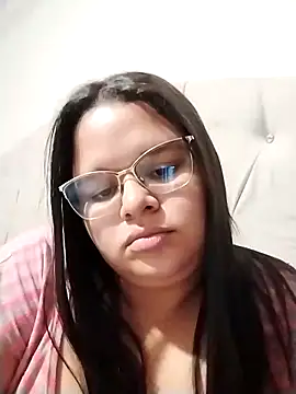 SamanthaStonee online show from 8, 2, 2026