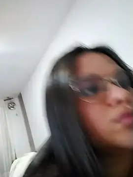 SamanthaStonee online show from 12, 3, 2026