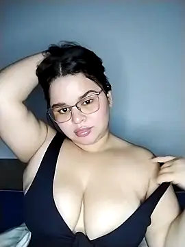 SamanthaStonee online show from 3, 4, 2026