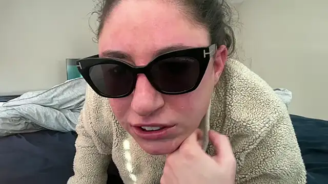 Snapshot of mr_mrs_glitter chatting on 31, 1, 2026 mr mrs glitter online show from 31, 1, 2026