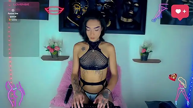 Darianna Atehortua online show from 3, 2, 2026