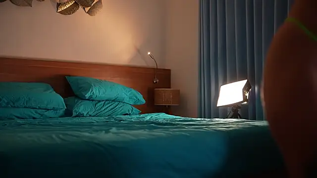 Sarah Pink online show from 28, 2, 2026