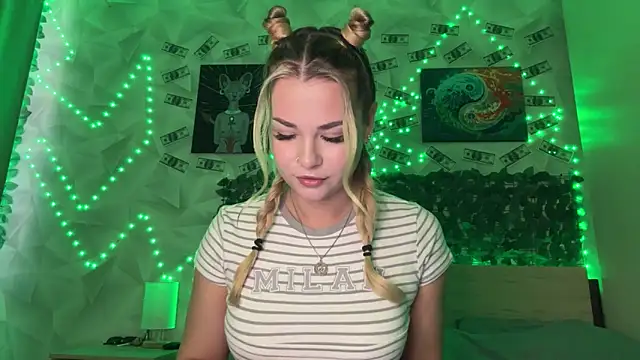 Karina vibe online show from 5, 4, 2026