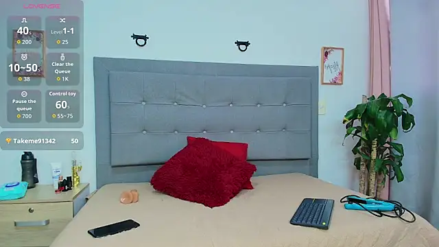 Snapshot of Karla_94 chatting on 12, 2, 2026 Karla 94 online show from 12, 2, 2026