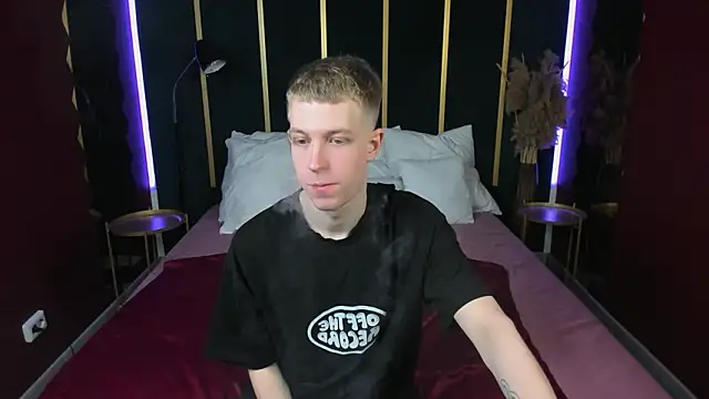 Snapshot of Dylan_Norton chatting on 25, 3, 2026 Dylan Norton online show from 25, 3, 2026