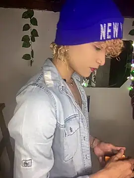 lucke collins22 online show from 12, 2, 2026