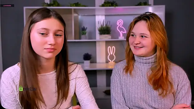 arianaa cat online show from 4, 3, 2026