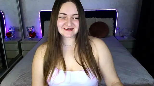 Eva Luxx online show from 2, 3, 2026