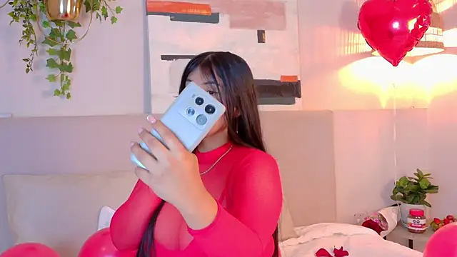 VioletBloomm online show from 14, 2, 2026