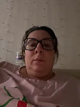 JasmineGlow7 online show from 10, 4, 2026