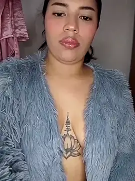 Scarlet Luxe online show from 3, 2, 2026