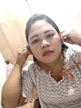 biggbooty15 online show from 18, 2, 2026