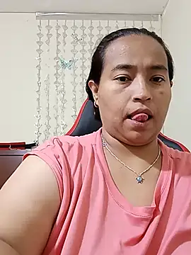 Snapshot of BustySexy_Nataly chatting on 14, 5, 2026 BustySexy Nataly online show from 14, 5, 2026