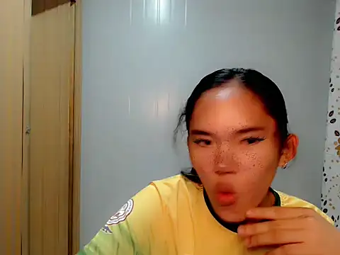 Snapshot of girlyteengrl chatting on 4, 2, 2026 girlyteengrl online show from 4, 2, 2026