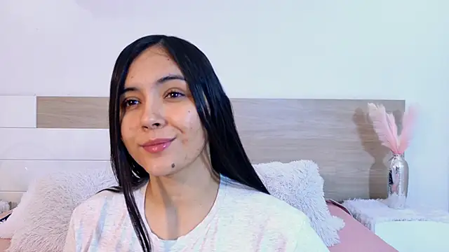 AlisonLamer online show from 11, 4, 2026