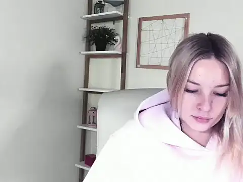 Snapshot of VelvetAngela chatting on 19, 2, 2026 VelvetAngela online show from 19, 2, 2026