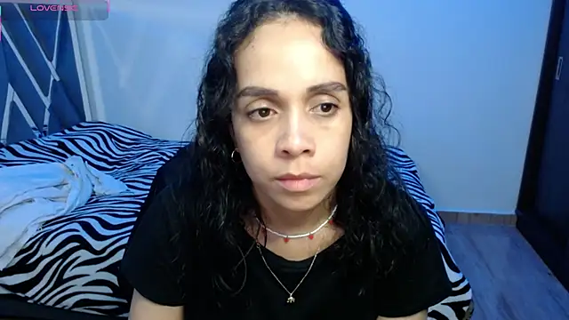 paula lopez   online show from 4, 3, 2026
