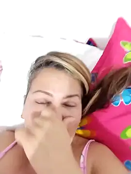 Snapshot of sharlotmar chatting on 10, 4, 2026 sharlotmar online show from 10, 4, 2026