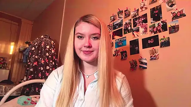 Snapshot of colamy chatting on 5, 2, 2026 colamy online show from 5, 2, 2026