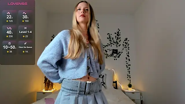 Snapshot of EllyMartinez chatting on 18, 2, 2026 EllyMartinez online show from 18, 2, 2026