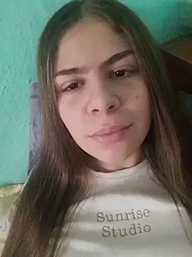 miraevelina online show from 2, 2, 2026