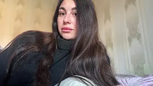 Snapshot of LiluMartiznir chatting on 13, 4, 2026 LiluMartiznir online show from 13, 4, 2026