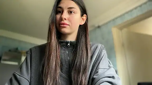 Snapshot of LiluMartiznir chatting on 14, 5, 2026 LiluMartiznir online show from 14, 5, 2026