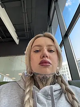 Chiibi online show from 13, 4, 2026