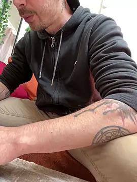 Piratee666 online show from 15, 4, 2026