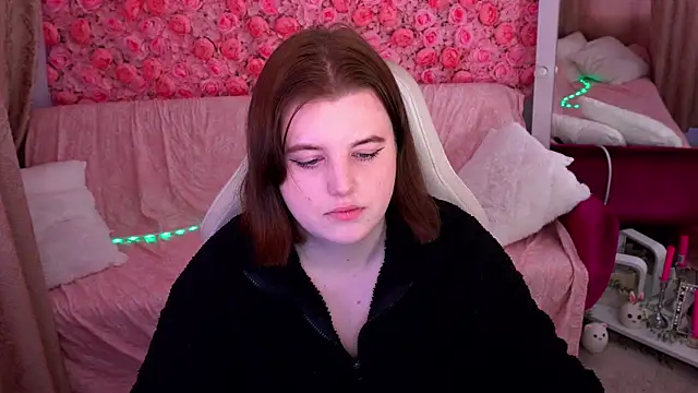 KristiFoxy online show from 5, 3, 2026