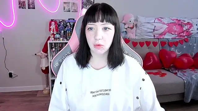 MollysLand online show from 12, 2, 2026