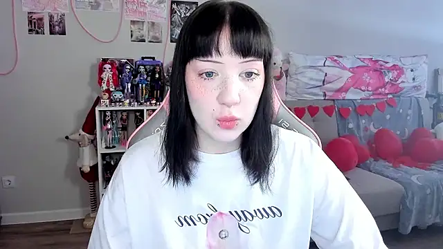 MollysLand online show from 19, 2, 2026