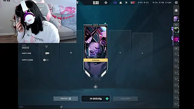 MollysLand online show from 6, 3, 2026