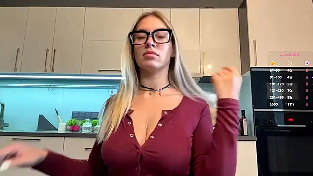 SoftnessMila online show from 27, 6, 2026