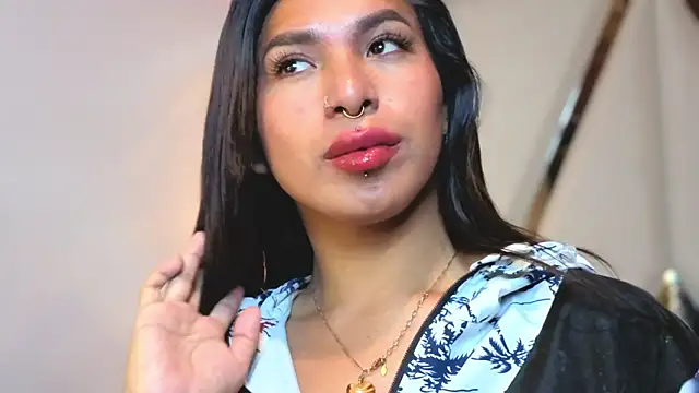 Snapshot of MeelFox chatting on 7, 2, 2026 MeelFox online show from 7, 2, 2026