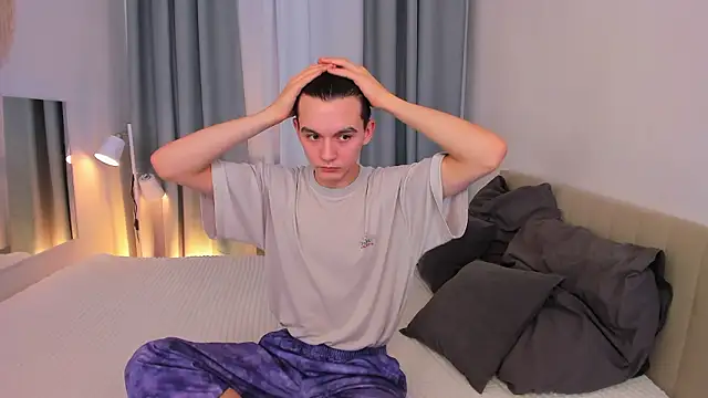 Snapshot of Ian_Harrickton chatting on 28, 2, 2026 Ian Harrickton online show from 28, 2, 2026