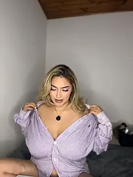 Maddy Beluci online show from 14, 7, 2026