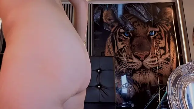 Karolyn rousse online show from 20, 2, 2026