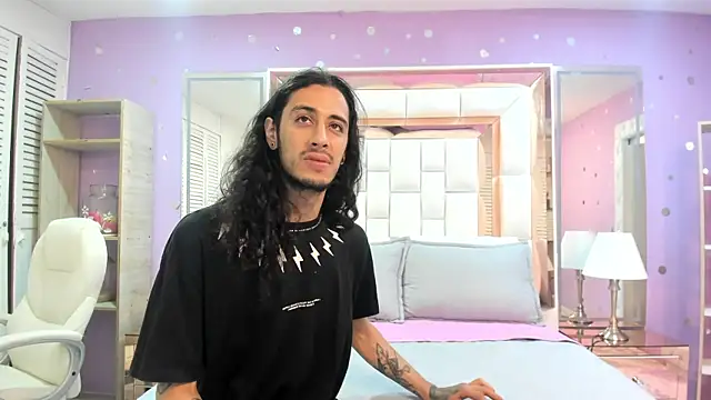 Snapshot of Goldentemptation_ chatting on 14, 6, 2026 Goldentemptation online show from 14, 6, 2026