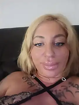 MiaMooly online show from 2, 6, 2026