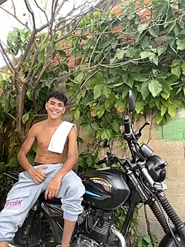 Snapshot of JHON_BIGCOCK23 chatting on 13, 2, 2026 JHON BIGCOCK23 online show from 13, 2, 2026