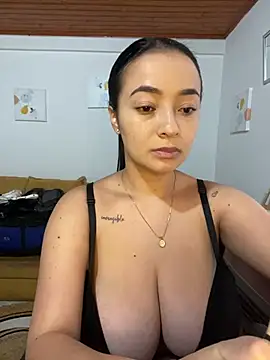 JulietaRiios online show from 18, 4, 2026