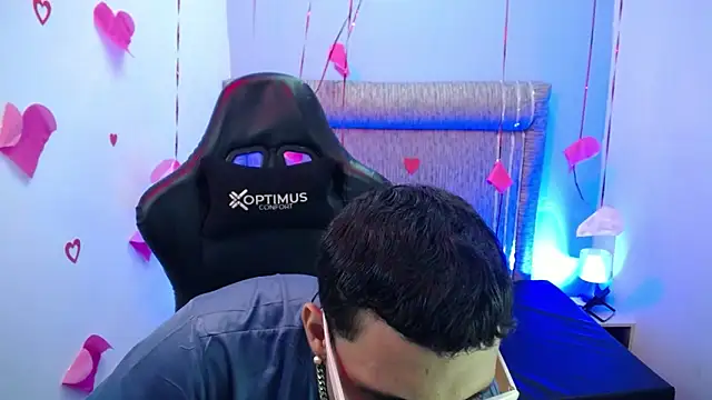 The twinks  online show from 15, 2, 2026