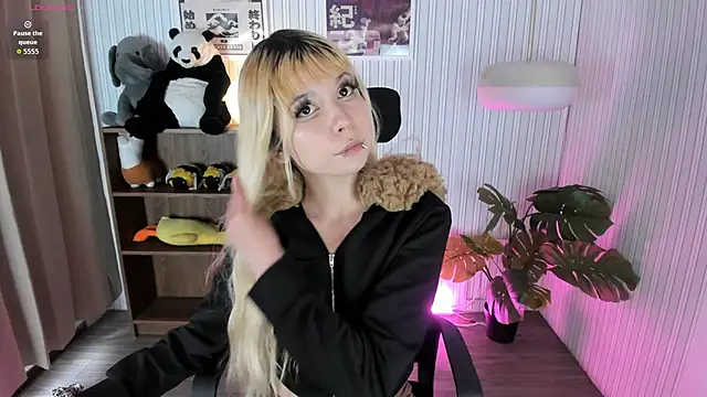 Laukyubey1 online show from 17, 3, 2026