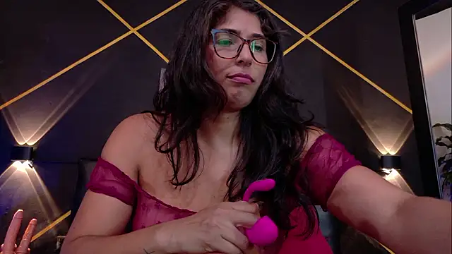 Snapshot of serena_kournikova chatting on 25, 2, 2026 serena kournikova online show from 25, 2, 2026