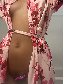 Snapshot of TWERKERBELL chatting on 27, 2, 2026 TWERKERBELL online show from 27, 2, 2026